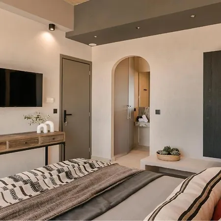 Golden Stone Made In Karavados Village! 빌라 *