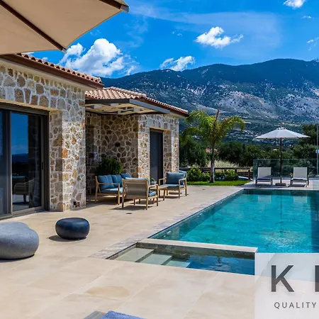 Golden Stone Made In Karavados Village! Villa Argostóli